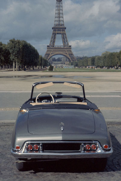Al 43° SALONE DELL’AUTO DI PARIGI, nasceva la Citroen ID19 Al 43° SALONE DELL’AUTO DI PARIGI, nasceva la Citroen ID19