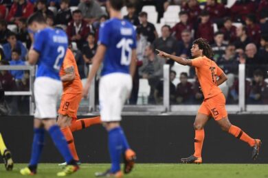 Italia-Olanda 1-1, pareggia Akè il “sosia di Gullit giovane”