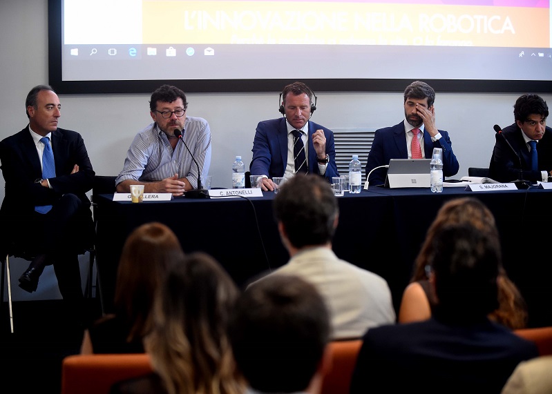 Innovazione, Direzione Nord: robotica e sanità con Gallera. VIDEO e FOTO