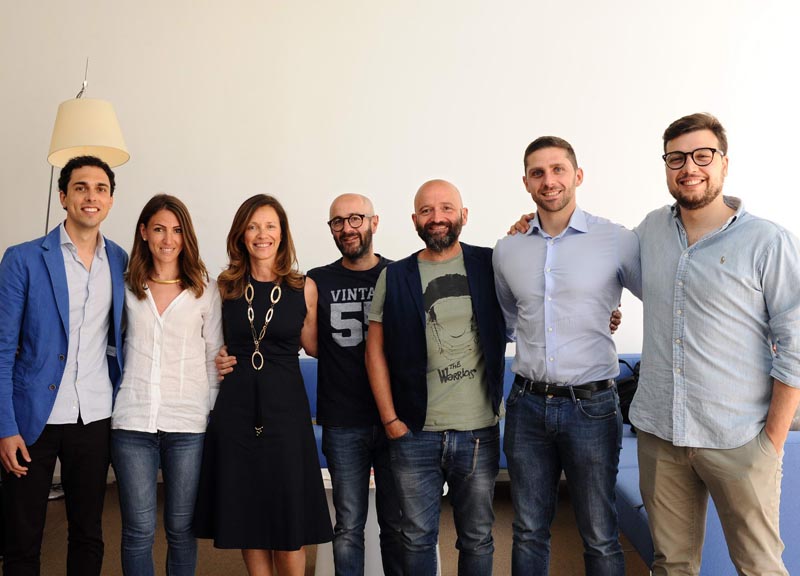 B Heroes: gli 800mila euro vanno a Wash Out, la app che lava le auto in strada B Heroes: gli 800mila euro vanno a Wash Out, la app che lava le auto in strada