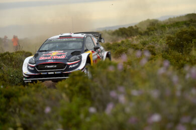 Ogier e Ingrassia su Ford Fiesta Leader del Rally Italia Sardegna