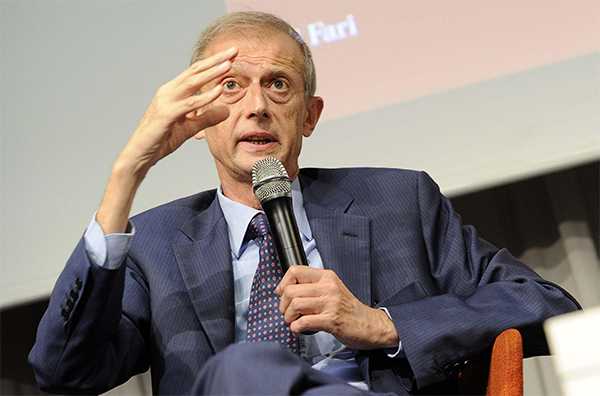 Pd, brividi di terrore: Fassino colpisce ancora con un’altra previsione Pd, brividi di terrore: Fassino colpisce ancora con un’altra previsione