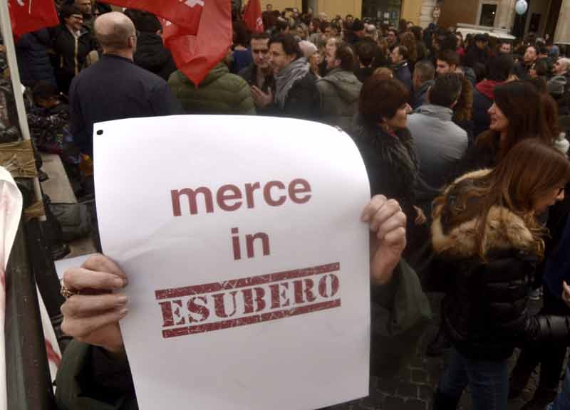 Senza lavoro a Roma. Di Berardino: “Gestiamo la crisi e pensiamo al futuro” Senza lavoro a Roma. Di Berardino: “Gestiamo la crisi e pensiamo al futuro”