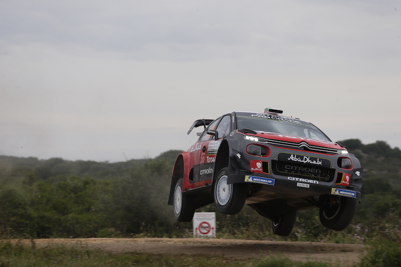 Rally Italia Sardegna, I piloti del team Citroen in corsa per il podio Rally Italia Sardegna, I piloti del team Citroen in corsa per il podio