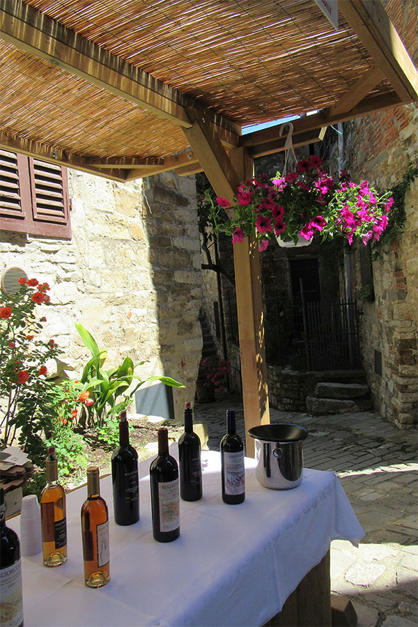 Valdarno: itinerario tra cultura, relax, enogastronomia di eccellenza Valdarno: itinerario tra cultura, relax, enogastronomia di eccellenza