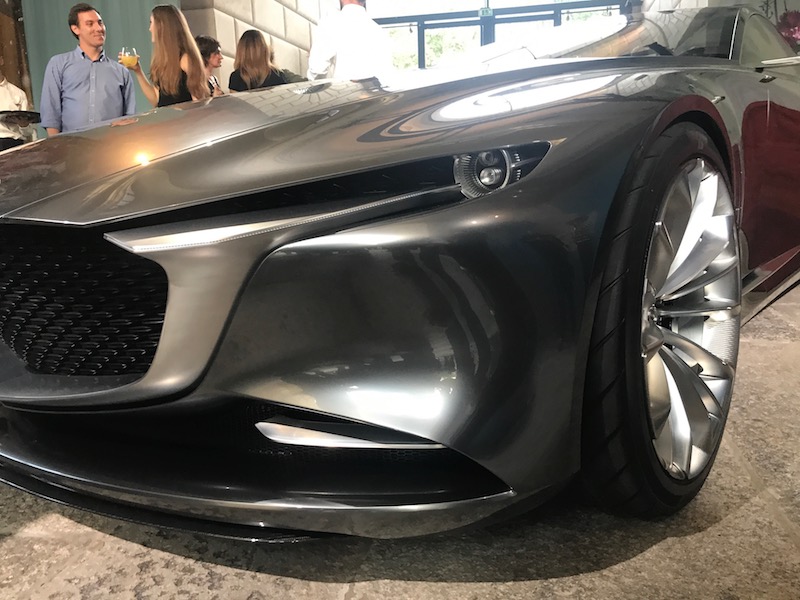 Design Mazda e fotografia: due mondi diversi, uniti dall’arte Design Mazda e fotografia: due mondi diversi, uniti dall’arte