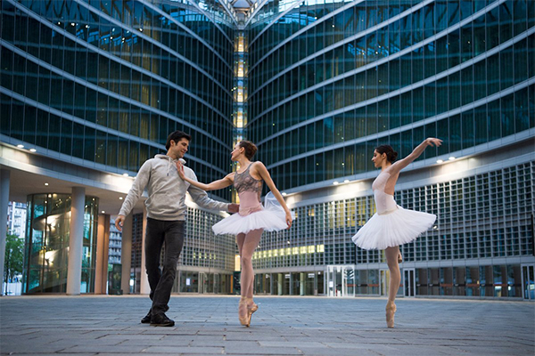 Roberto Bolle apre la settimana della danza che farà ballare Milano