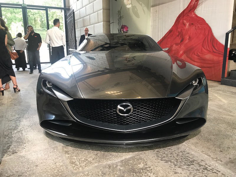 Design Mazda e fotografia: due mondi diversi, uniti dall’arte Design Mazda e fotografia: due mondi diversi, uniti dall’arte