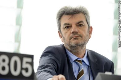 Iran, Zoffoli: “L’Ue apra una ambasciata a Teheran”