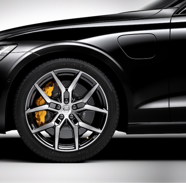 Volvo e Polestar presentano Polestar Engineered Volvo e Polestar presentano Polestar Engineered