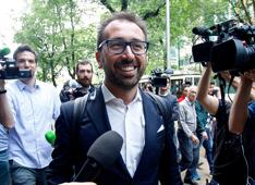 Giustizia ‘attendata’ colpita dalla bomba d’acqua a Bari