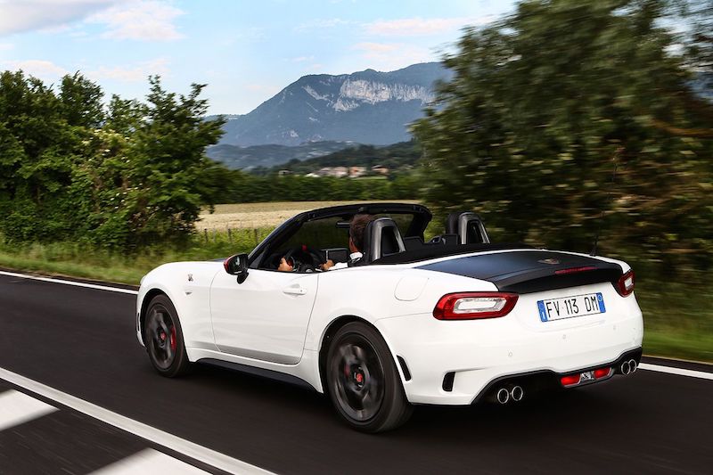 Abarth 124 Spider Turismo, il mito è tornato