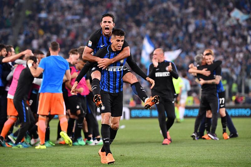 Juventus-Cancelo, è fatta. Accordo con il Valencia: le cifre. Juventus news Juventus-Cancelo, è fatta. Accordo con il Valencia: le cifre. Juventus news