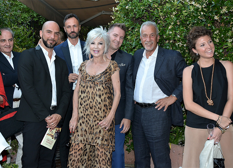 Elena D’Ambrogio presenta il suo libro “Quando un uomo”