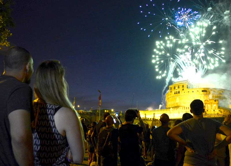 Girandola di Castel Sant’Angelo, danza al ritmo del Bolero di Ravel