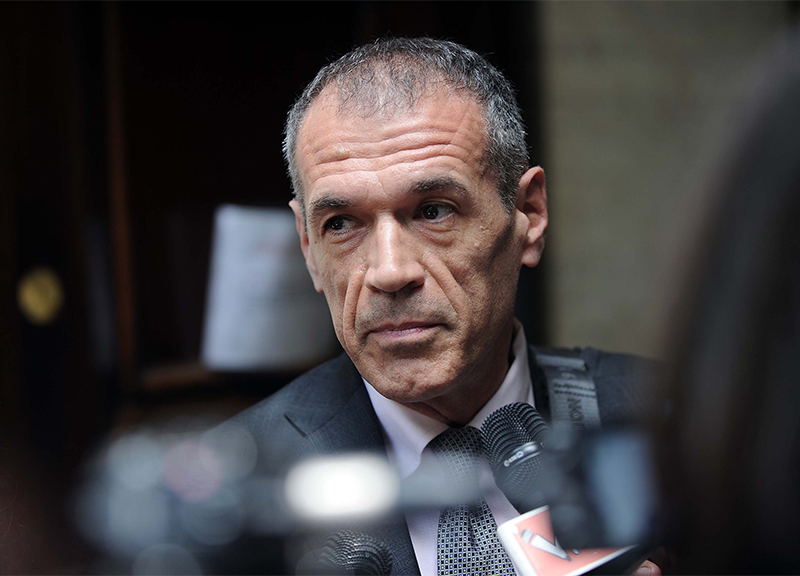 Cottarelli elogia Monti e Fornero, Ma dimentica la lezione di Keynes Cottarelli elogia Monti e Fornero, Ma dimentica la lezione di Keynes