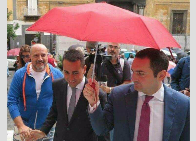 M5s, addio Governo per Spadafora: Di Maio lo “esilia” alla regione Campania M5s, addio Governo per Spadafora: Di Maio lo “esilia” alla regione Campania