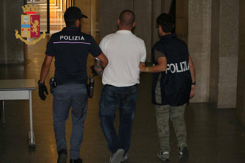 Figlio di Simona Ventura aggredito, ecco chi sono i 4 fermati. Domani interrogatori