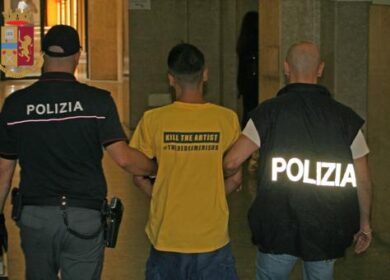 Figlio di Simona Ventura aggredito, ecco chi sono i 4 fermati. Domani interrogatori