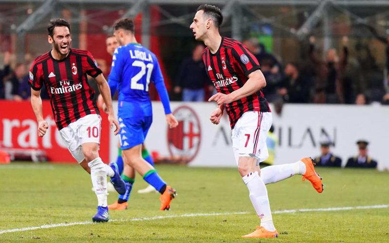 Milan, Kalinic-Atletico Madrid accelerazione. Halilovic ufficiale. E… Ac Milan news calciomercato Milan, Kalinic-Atletico Madrid accelerazione. Halilovic ufficiale. E… Ac Milan news calciomercato