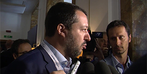 Dl dignità, Salvini: “Buon inizio, Parlamento lo farà più efficiente”