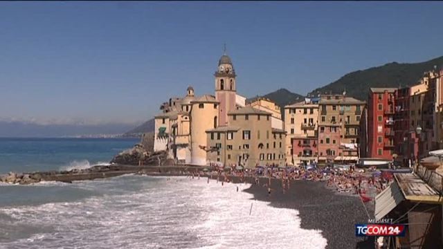 Camogli, la perla della Liguria, specchio della decadente Italia Camogli, la perla della Liguria, specchio della decadente Italia