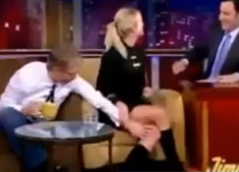Ivanka Trump, molestie in diretta tv da Andy Dick. VIDEO Ivanka Trump, molestie in diretta tv da Andy Dick. VIDEO