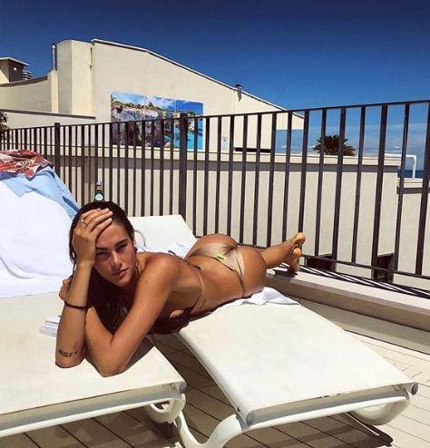 Bianca Atzei: “Lasciata da Biaggi senza motivi. Ora ho una storia d’amore con…” Bianca Atzei: “Lasciata da Biaggi senza motivi. Ora ho una storia d’amore con…”