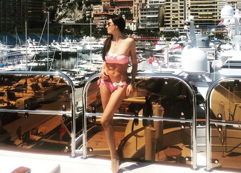 Wanda Nara, curve mozzafiato a Ibiza con Icardi. E Belen… GALLERY DELLE VIP Wanda Nara, curve mozzafiato a Ibiza con Icardi. E Belen… GALLERY DELLE VIP