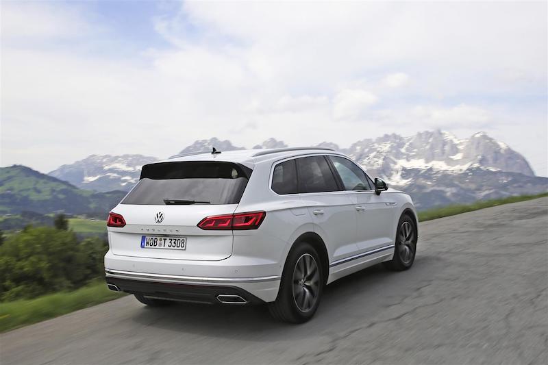 Nuovo Touareg: guarda al futuro con… qualche perplessità.