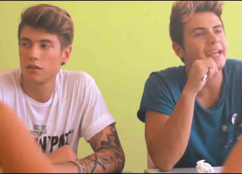 Paola Di Benedetto e Fede, del duo Benji e Fede, sono la coppia dell’estate Paola Di Benedetto e Fede, del duo Benji e Fede, sono la coppia dell’estate