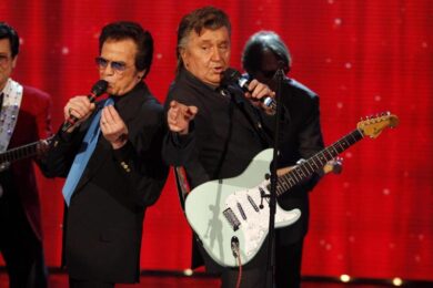 Bobby Solo, la figlia Veronica Satti: “Dopo 15 anni abbraccio papà”