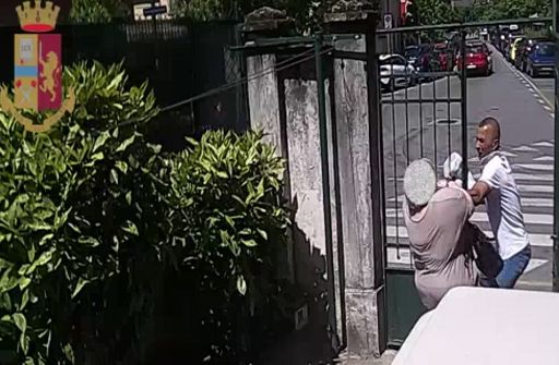 Sesto, segue e rapina due donne in strada in pochi minuti: preso Sesto, segue e rapina due donne in strada in pochi minuti: preso
