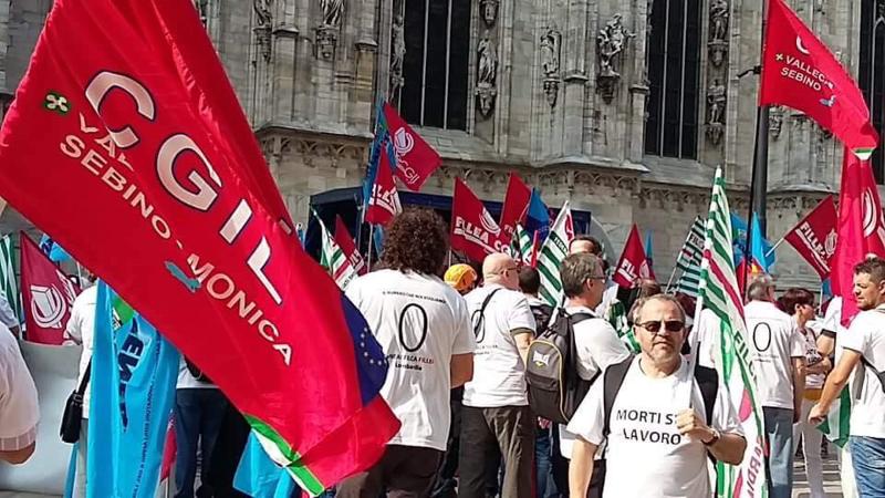 Morti bianche, i sindacati a Milano: “Introdurre reato di omicidio sul lavoro” Morti bianche, i sindacati a Milano: “Introdurre reato di omicidio sul lavoro”