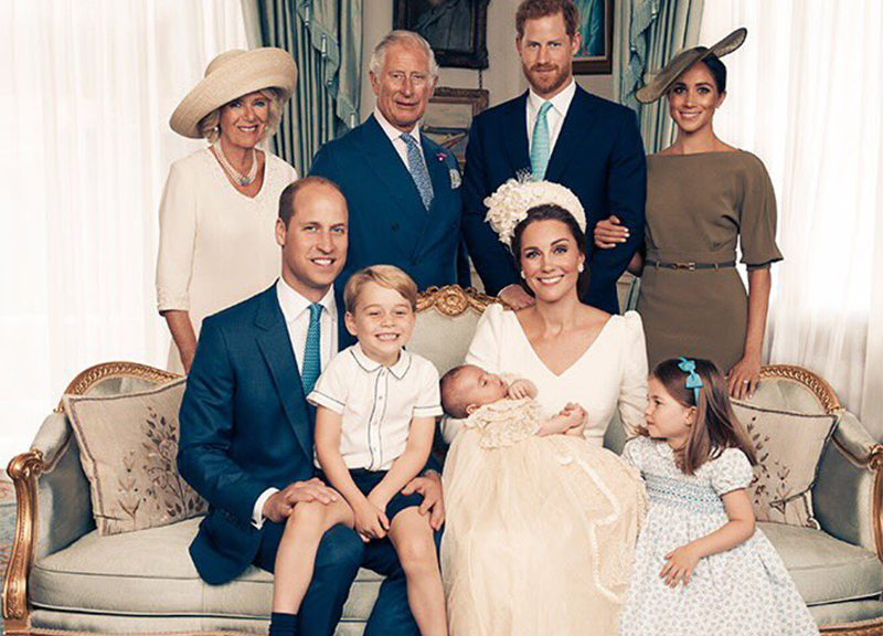 Kate Middleton radiosa: le foto ufficiali del battesimo del principe Louis Kate Middleton radiosa: le foto ufficiali del battesimo del principe Louis