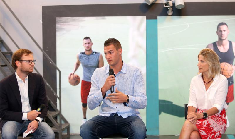 Gallinari: Lebron? Che derby a LA. Olimpia Milano? Un giorno sogno di tornare Gallinari: Lebron? Che derby a LA. Olimpia Milano? Un giorno sogno di tornare