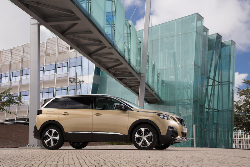 Peugeot 3008 e 5008: con il motorel 1.5 BluHDi arriva il cambio EAT8 Peugeot 3008 e 5008: con il motorel 1.5 BluHDi arriva il cambio EAT8