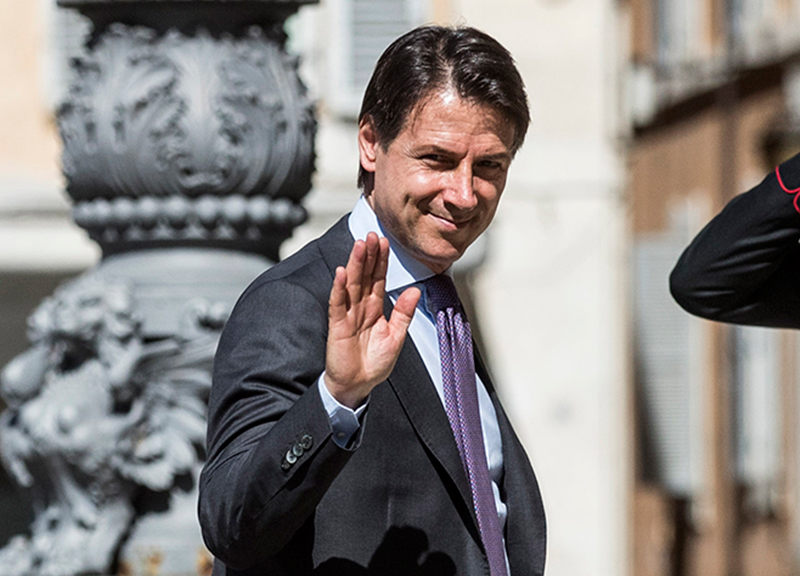 Giuseppe Conte, l’insostenibile delicatezza del potere Giuseppe Conte, l’insostenibile delicatezza del potere