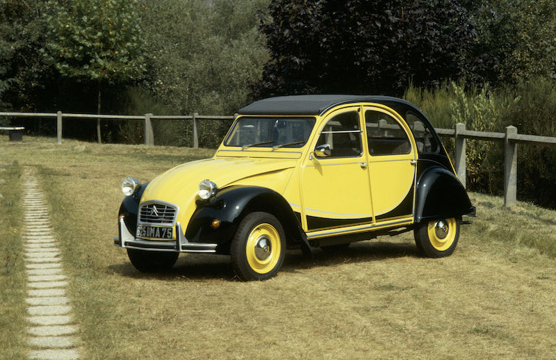 Citroen 2CV, settant’anni e non sentirli Citroen 2CV, settant’anni e non sentirli