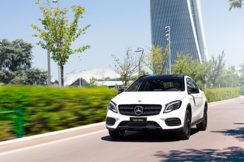 Mercedes presenta la nuova serie speciale “Night Edition”