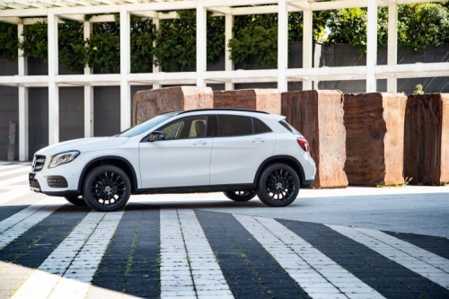 Mercedes presenta la nuova serie speciale “Night Edition”