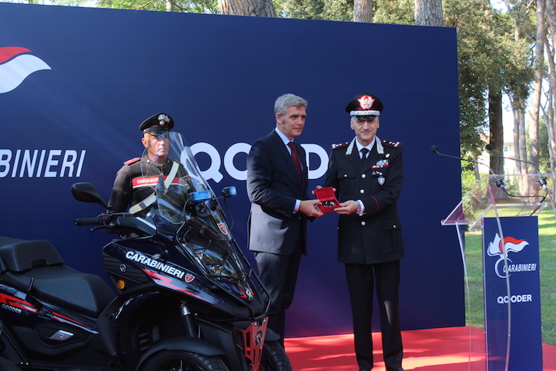 Consegnata all’Arma dei Carabinieri il Qooder di Quadro Vehicles in livrea Consegnata all’Arma dei Carabinieri il Qooder di Quadro Vehicles in livrea
