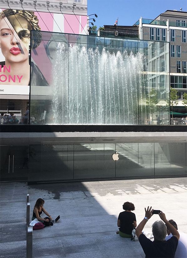 Apple Store, tributo a Milano e all’Italia. Dal passato al futuro. Intervista