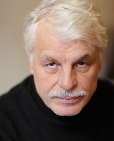 Michele Placido dedica un’opera a Universo Assisi