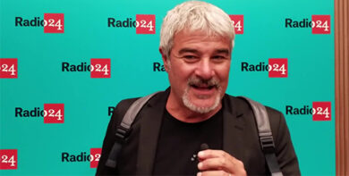 Radio24, palinsesti 2018-2019: Pino Insegno condurrà “V Factor”