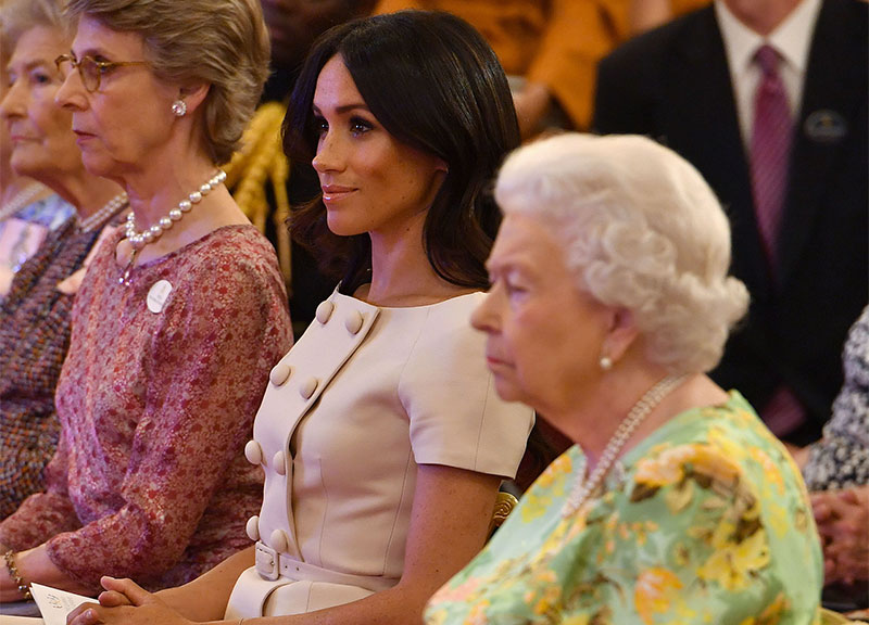 Meghan Markle e Harry danno “scandalo”: bacio in pubblico. MEGHAN MARKLE NEWS Meghan Markle e Harry danno “scandalo”: bacio in pubblico. MEGHAN MARKLE NEWS
