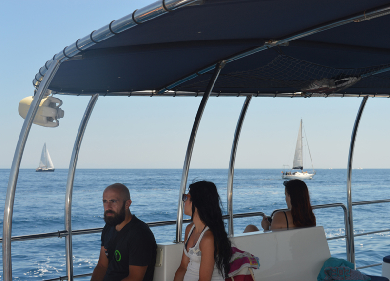 Salento che vai, leggenda che trovi. Il consiglio? Scoprirle in catamarano Salento che vai, leggenda che trovi. Il consiglio? Scoprirle in catamarano