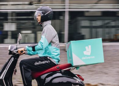 Deliveroo, a Milano consegne notturne sino alle 5 del mattino