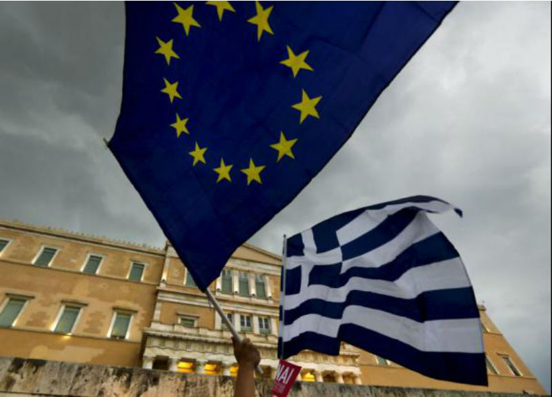 Grecia, Esm sblocca ultima tranche di aiuti da 15 miliardi di euro Grecia, Esm sblocca ultima tranche di aiuti da 15 miliardi di euro