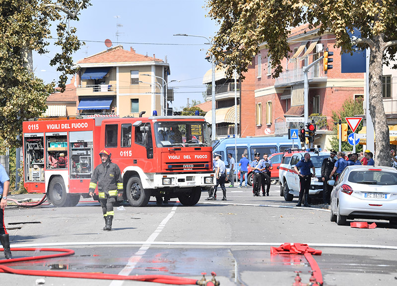 Bologna, Conte in visita ai 100 feriti. Vacanze, caos traffico. News